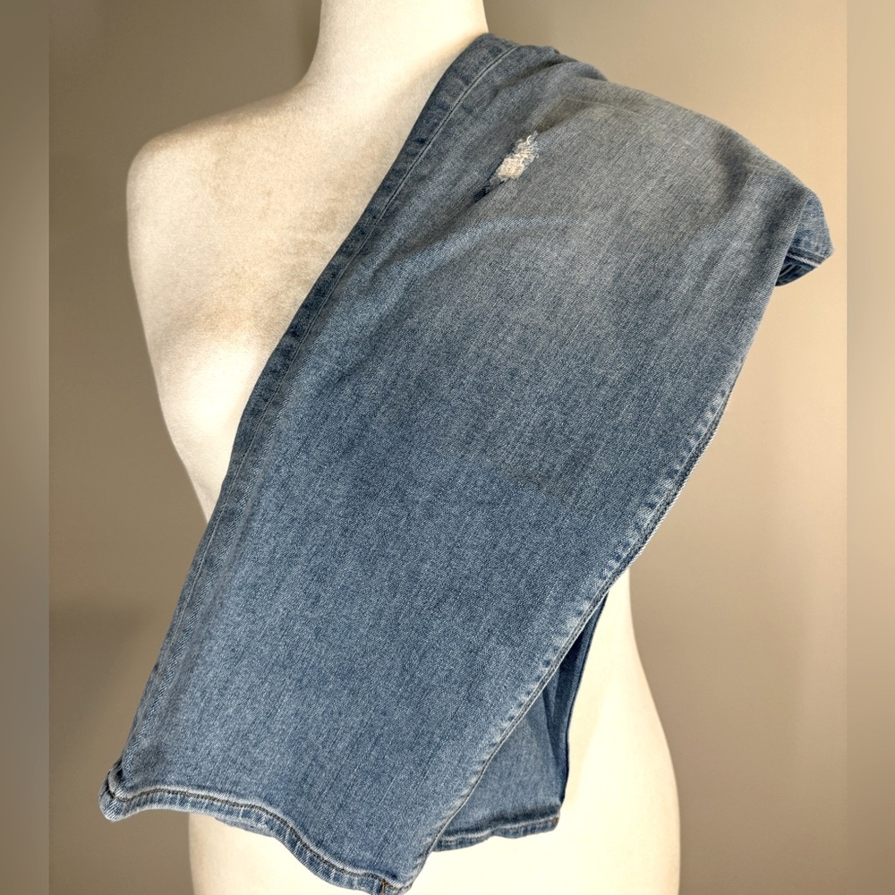 Hudson Los Angeles Barbara Straight Mildly Distressed Women’s Jeans Size 34 EUC